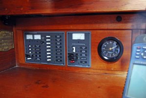 Hull #55, DMI analog clock.jpg