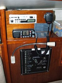 20 New VHF, Stereo w Ipod Jack.jpg